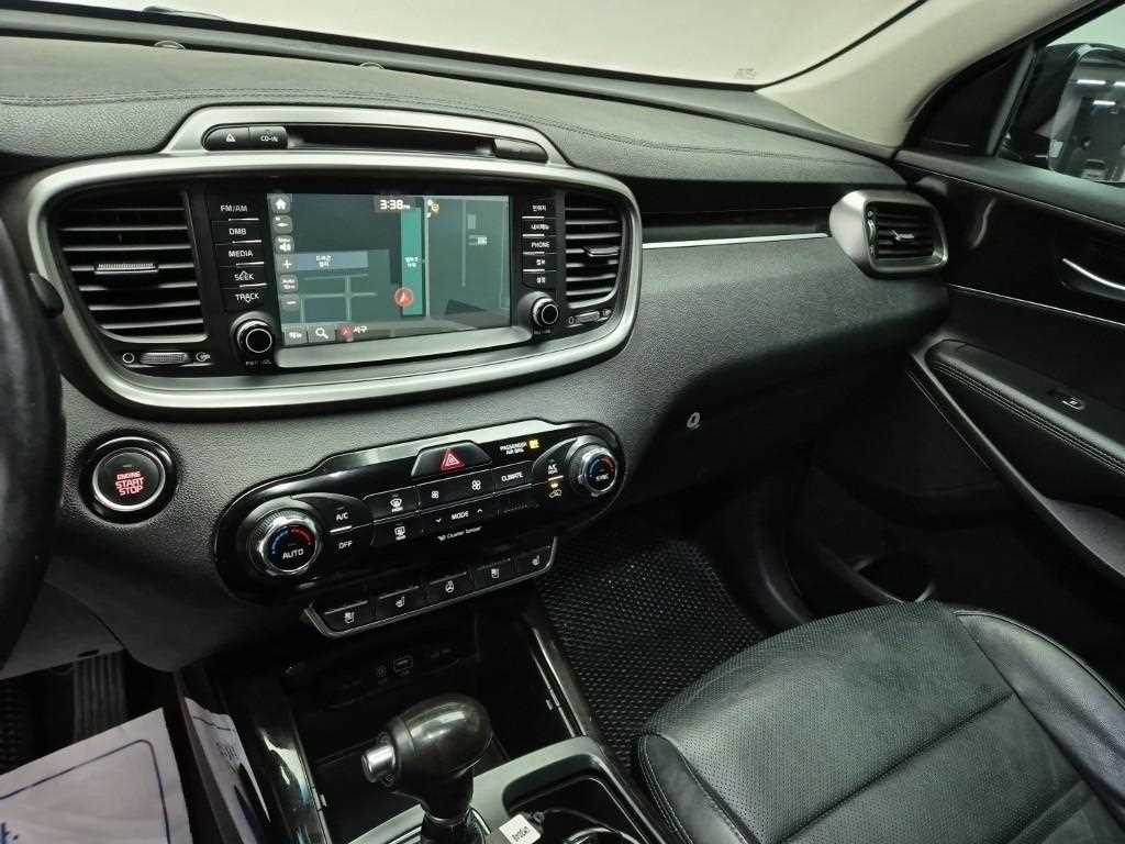 KIA Sorento - Vista 10