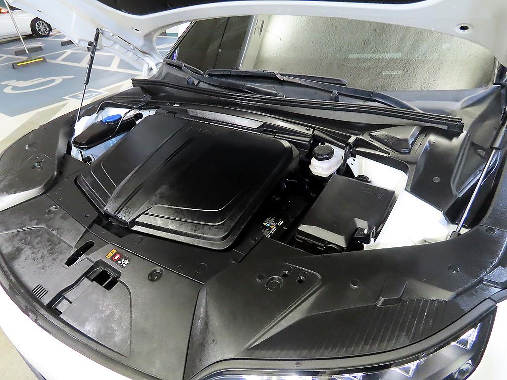 Genesis GV60 2022 Blanco - Importación desde Corea - HF Imports Iquique - Foto 19