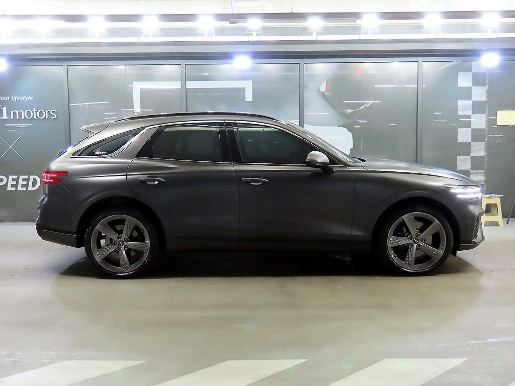 Genesis GV70 - Vista 3