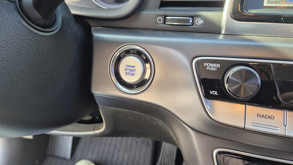 HYUNDAI Sonata - Vista 7