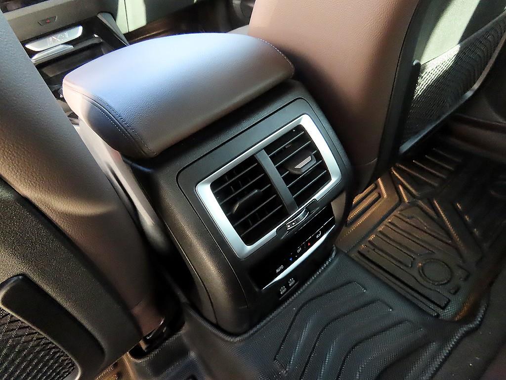 BMW iX3 2023 Blanco - Importación desde Corea - HF Imports Iquique - Foto 15