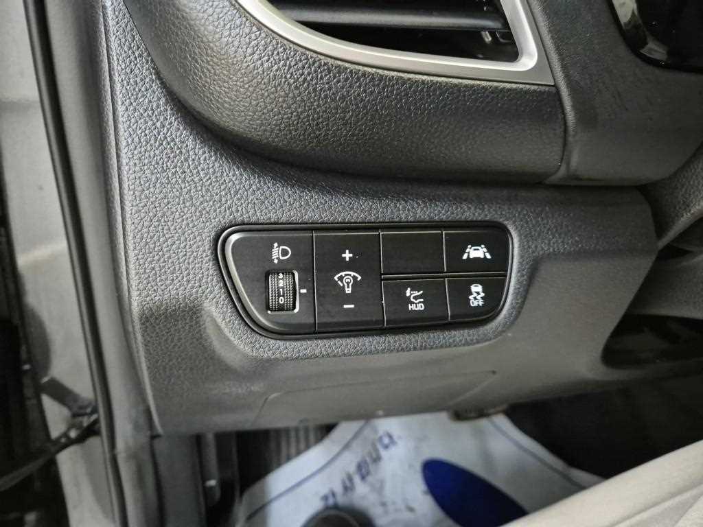 KIA Seltos 2022 Gris - Importación desde Corea - HF Imports Iquique - Foto 19