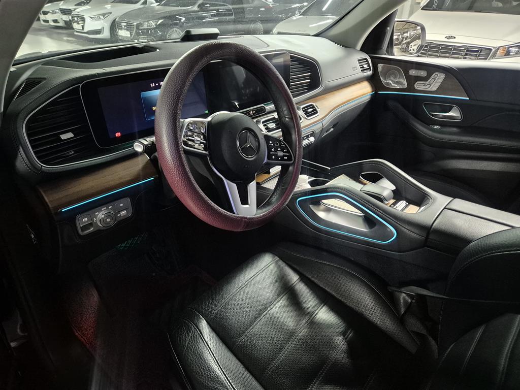 Mercedes Benz GLE Class - Vista 4