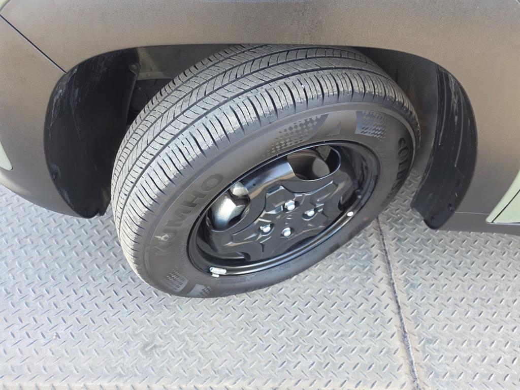 HYUNDAI Casper - Vista 5