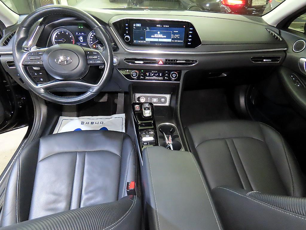 HYUNDAI Sonata - Vista 10