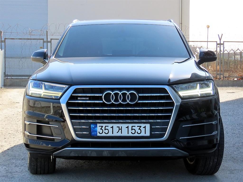 Audi Q7 2019 Negro - Importación desde Corea - HF Imports Iquique - Foto 1