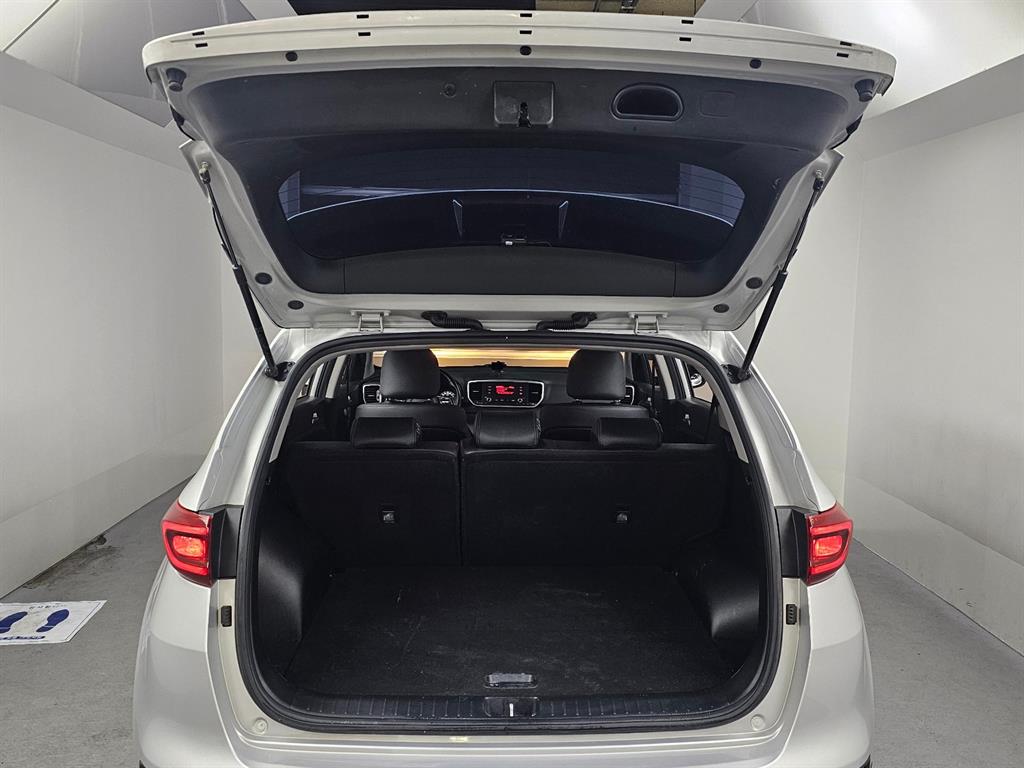 KIA Sportage 2022 Plateado - Importación desde Corea - HF Imports Iquique - Foto 20