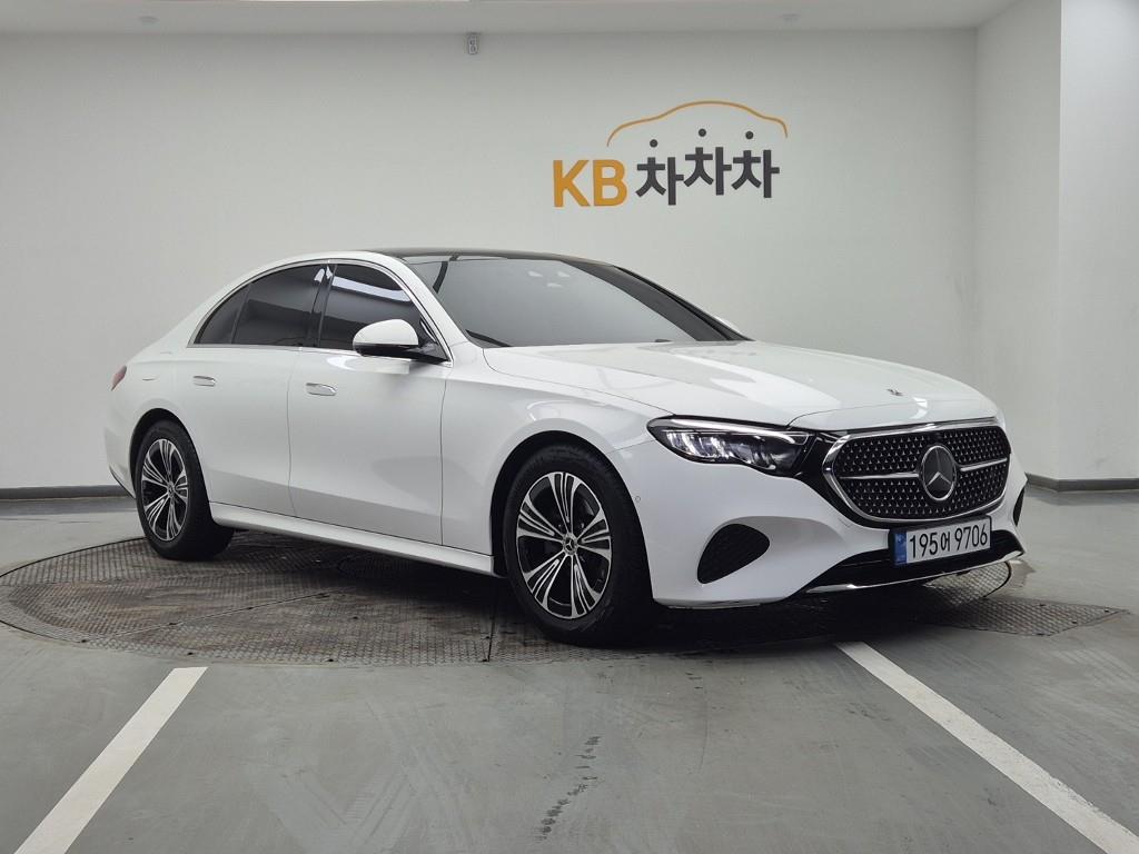 Mercedes Benz E class - Vista 2