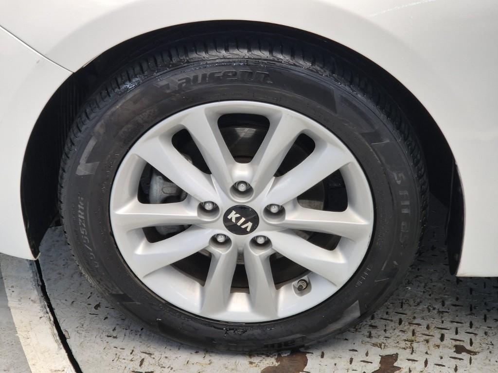 KIA K3 2017 Blanco - Importación desde Corea - HF Imports Iquique - Foto 19