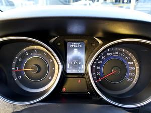 HYUNDAI Avante - Vista 12