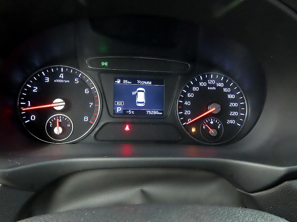 KIA Sorento - Vista 8