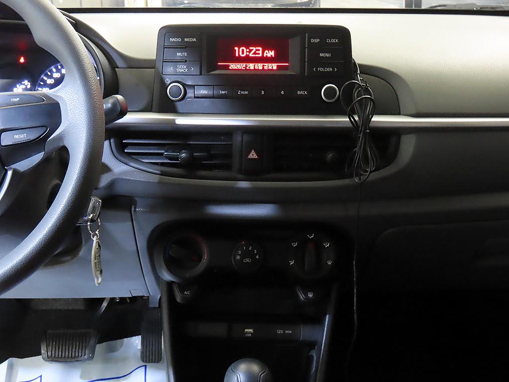 KIA Morning - Vista 11