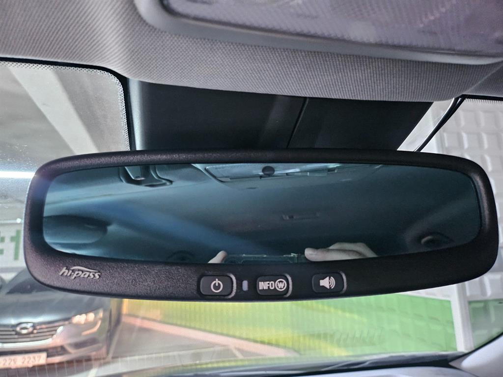 Chevrolet Trax 2020 Gris - Importación desde Corea - HF Imports Iquique - Foto 13