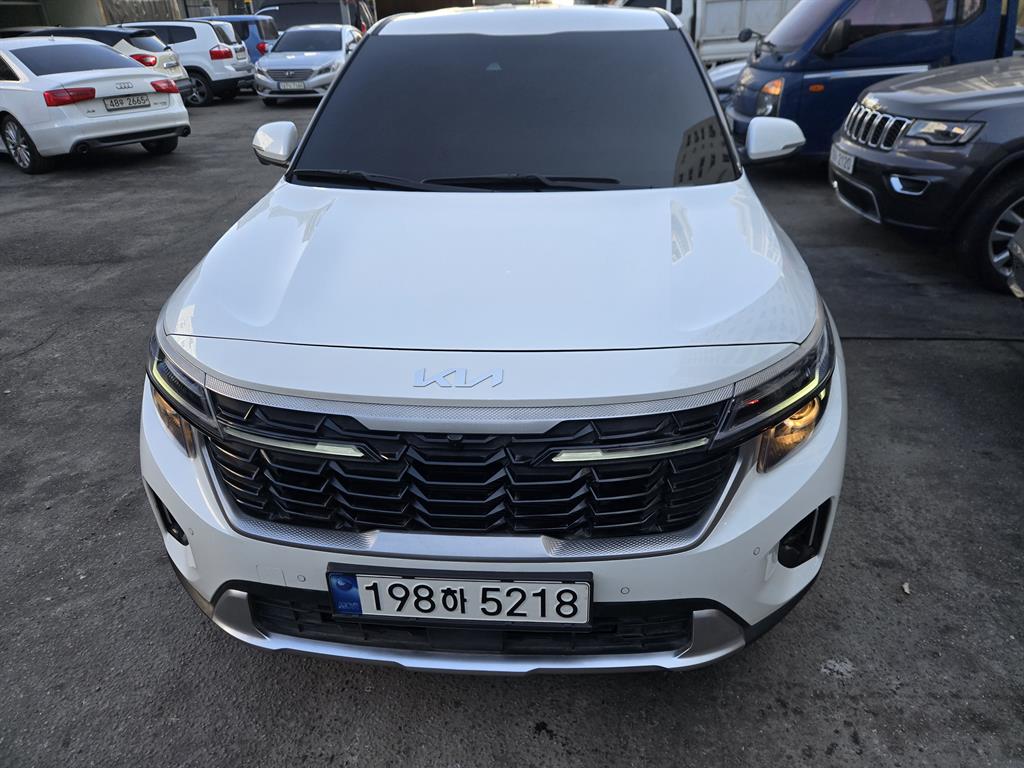 KIA Seltos 2024 Blanco - Importación desde Corea - HF Imports Iquique - Foto 1