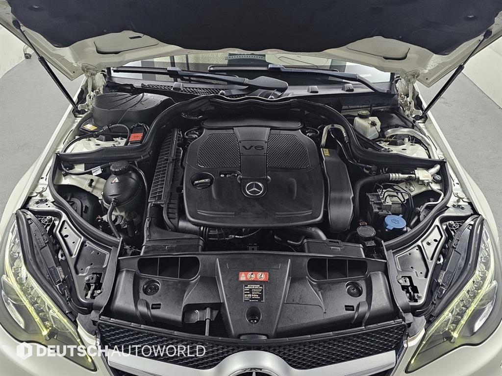 Mercedes Benz E class - Vista 6