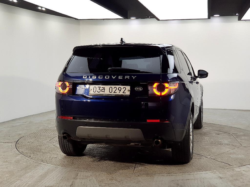 Land Rover Discovery Sports - Vista 3
