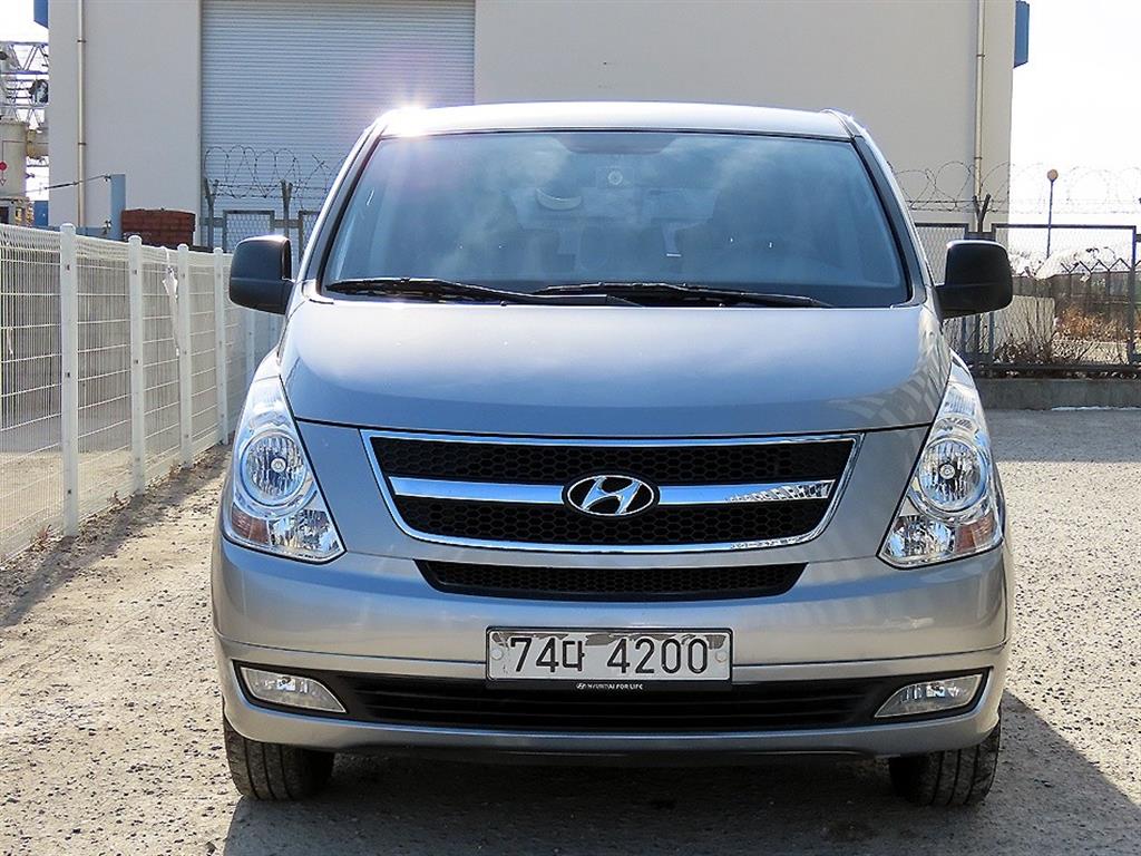 HYUNDAI Starex 2013 Gris - Importación desde Corea - HF Imports Iquique - Foto 1