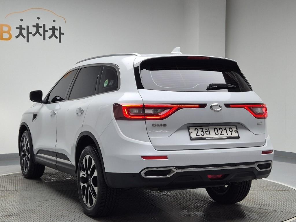 SAMSUNG QM6 - Vista 4