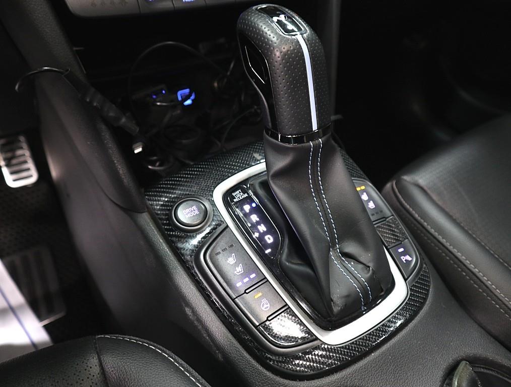 HYUNDAI Kona 2018 Blanco - Importación desde Corea - HF Imports Iquique - Foto 13