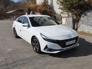 HYUNDAI Avante - Vista 4