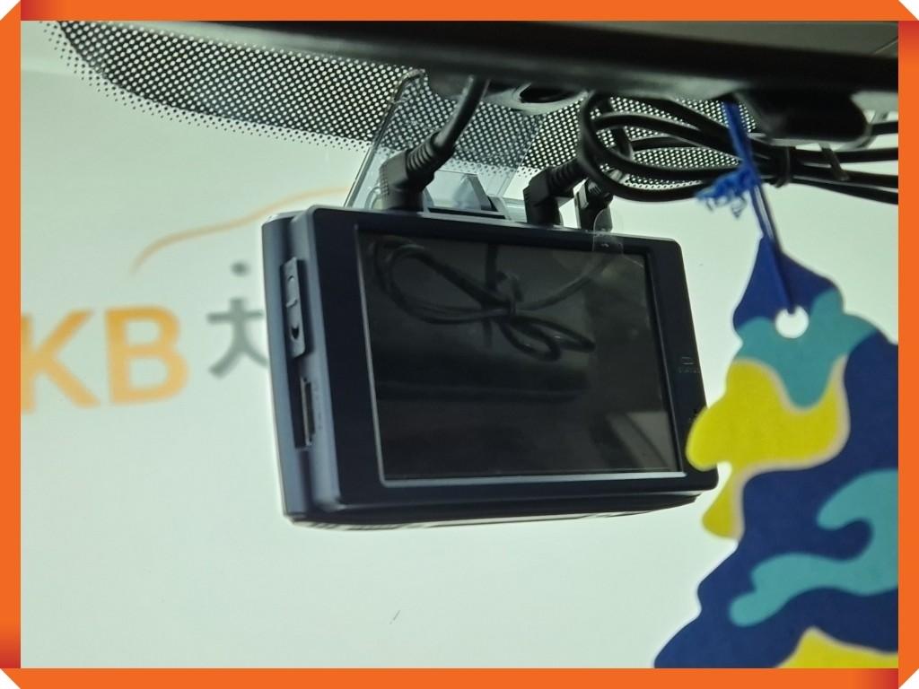 KIA Stonic 2018 Blanco - Importación desde Corea - HF Imports Iquique - Foto 19