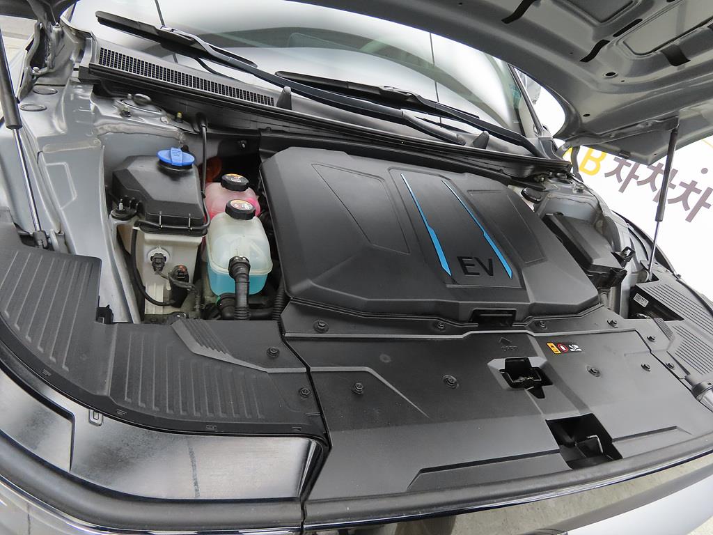 HYUNDAI Ioniq 5 2022 Gris - Importación desde Corea - HF Imports Iquique - Foto 19