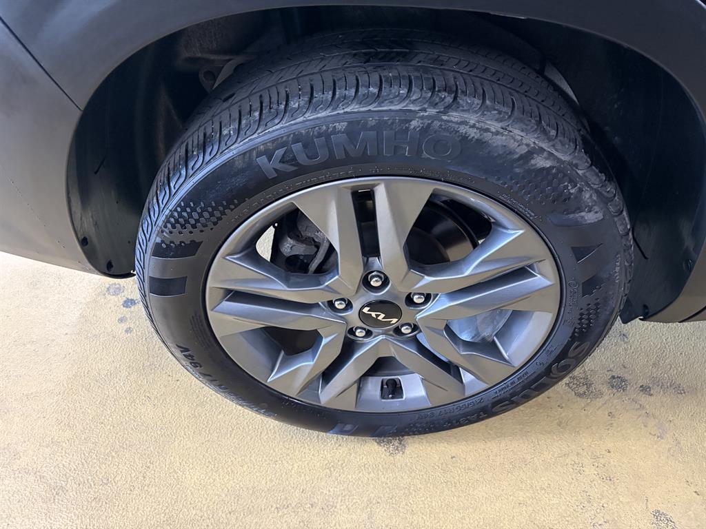 KIA Seltos - Vista 7