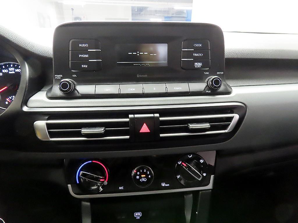 KIA Seltos - Vista 9