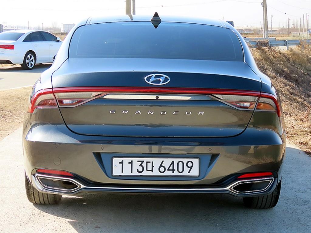 HYUNDAI Grandeur - Vista 4
