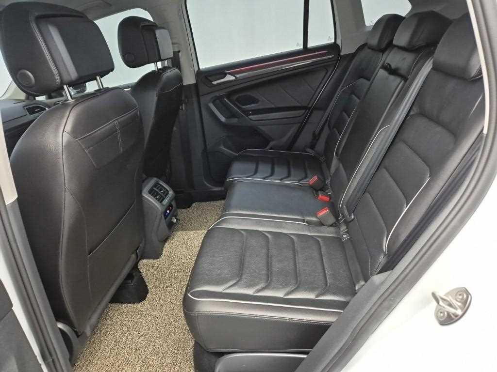 Volkswagen Tiguan - Vista 12