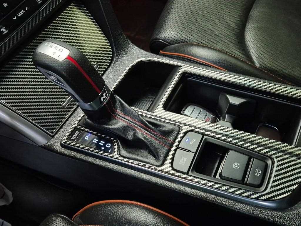 HYUNDAI Sonata - Vista 8