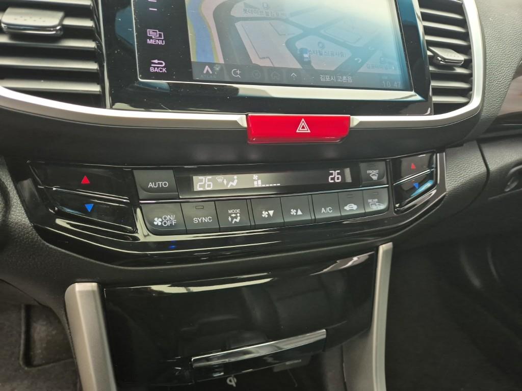 Honda Accord - Vista 10