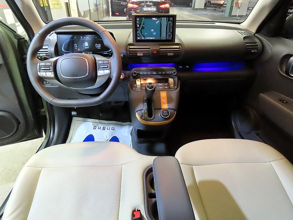 HYUNDAI Casper - Vista 10