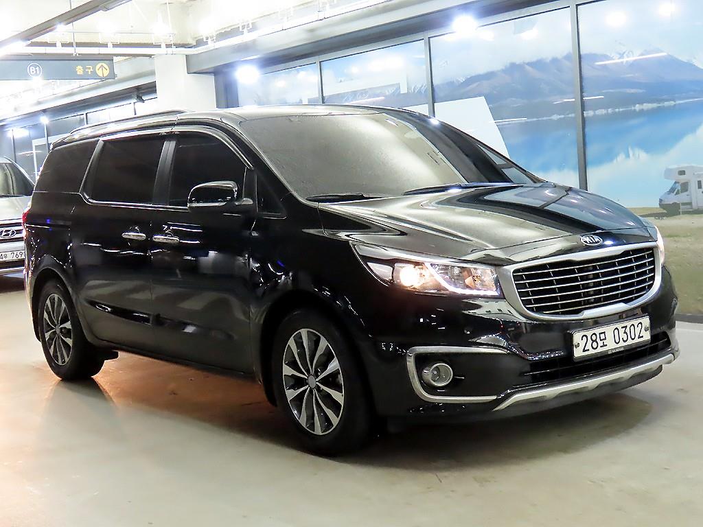 KIA Carnival 2016 Negro - Importación desde Corea - HF Imports Iquique - Foto 1