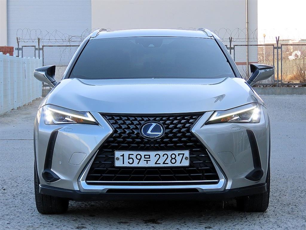 Lexus UX 2020 Plateado - Importación desde Corea - HF Imports Iquique - Foto 1
