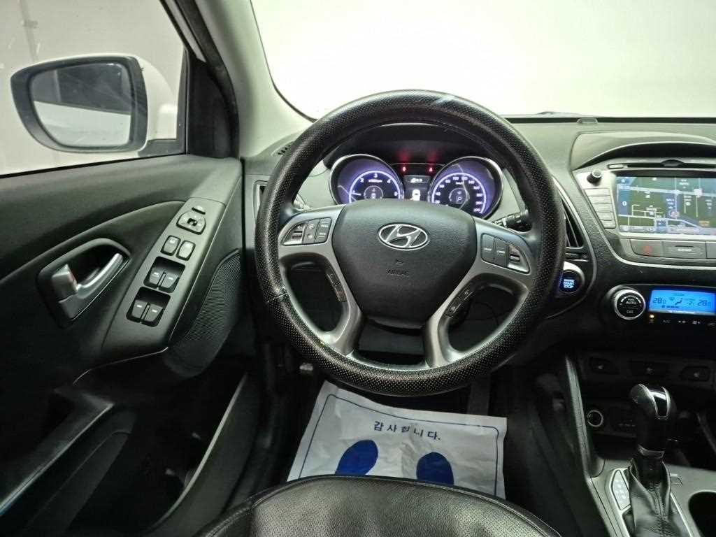 HYUNDAI Tucson - Vista 9