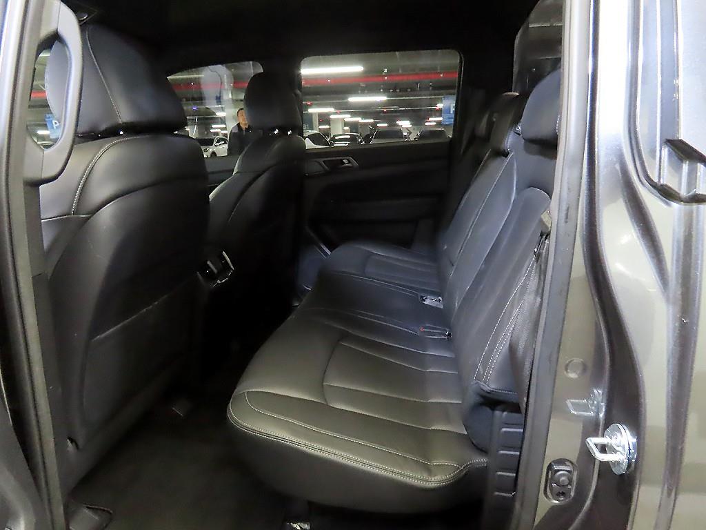 Ssangyong Rexton - Vista 7