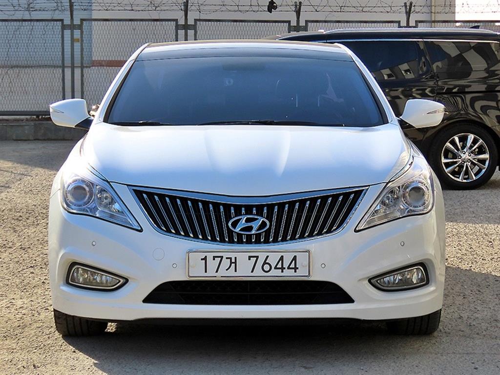 HYUNDAI Grandeur 2013 Blanco - Importación desde Corea - HF Imports Iquique - Foto 1