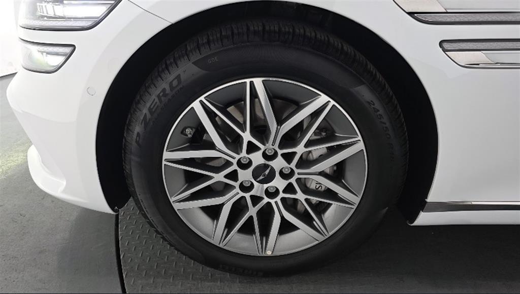 Genesis G80 - Vista 5