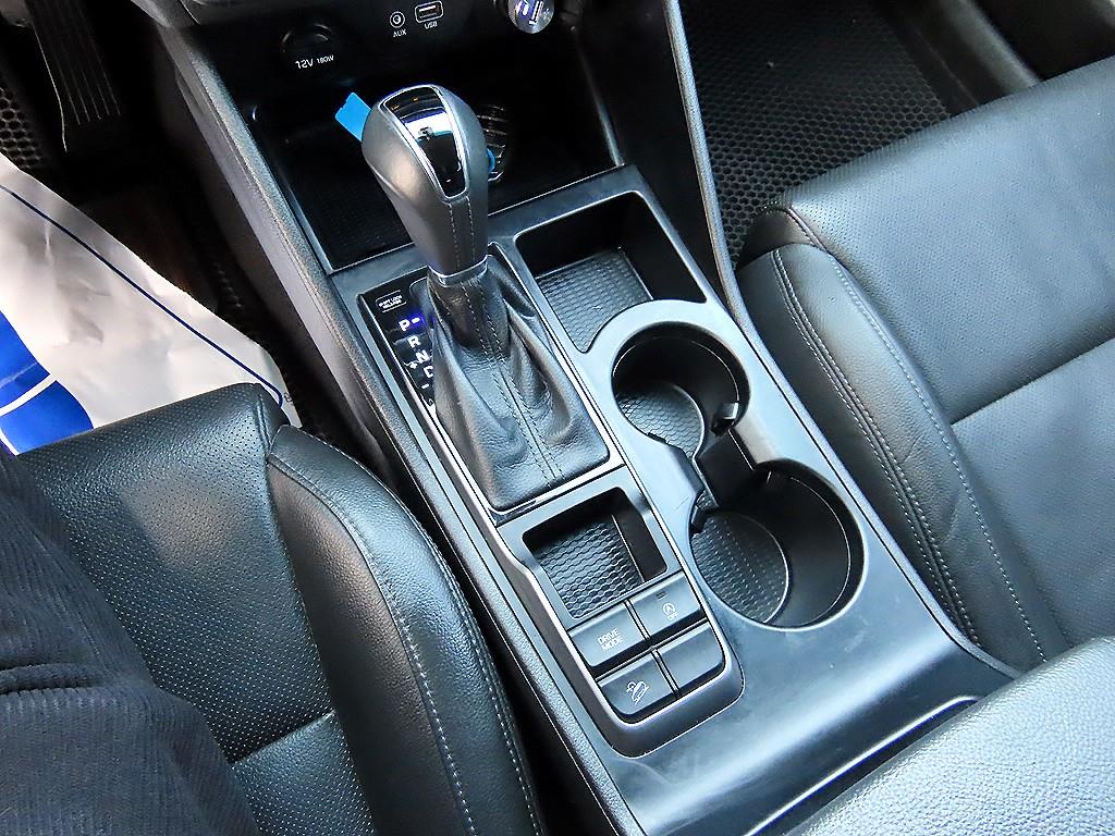 HYUNDAI Tucson - Vista 9