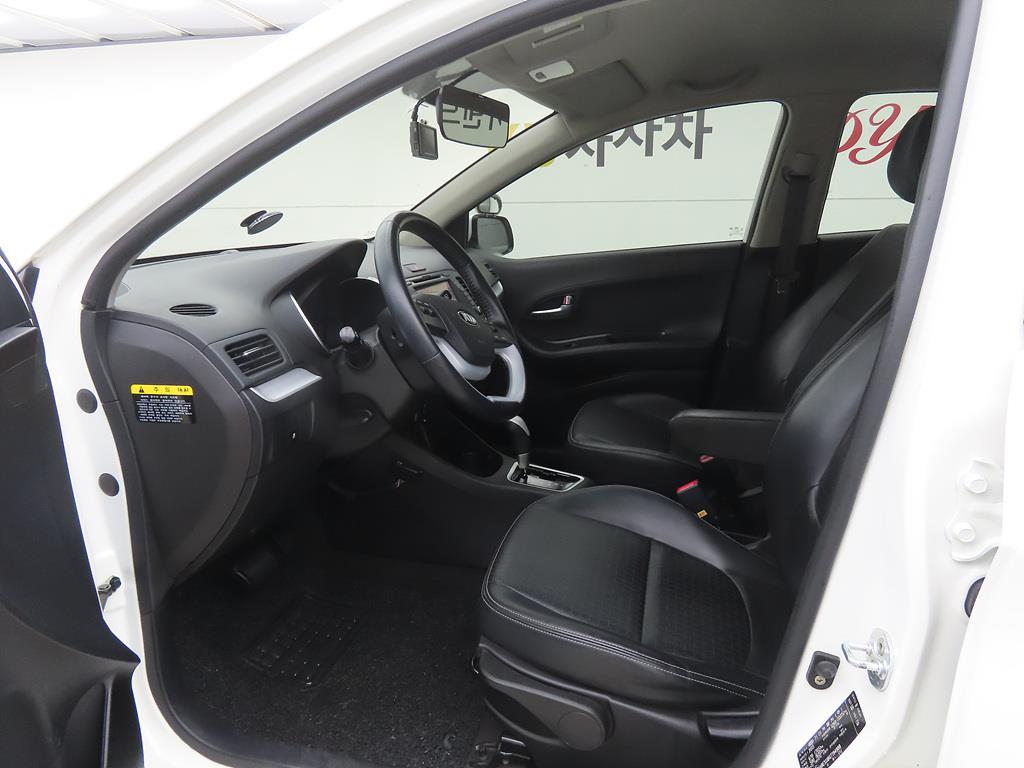 KIA Morning - Vista 5