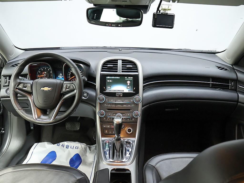 Chevrolet Malibu - Vista 9