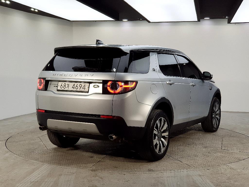 Land Rover Discovery Sports - Vista 4