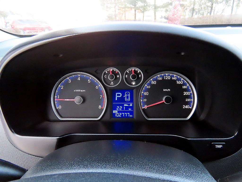 HYUNDAI i30 - Vista 9