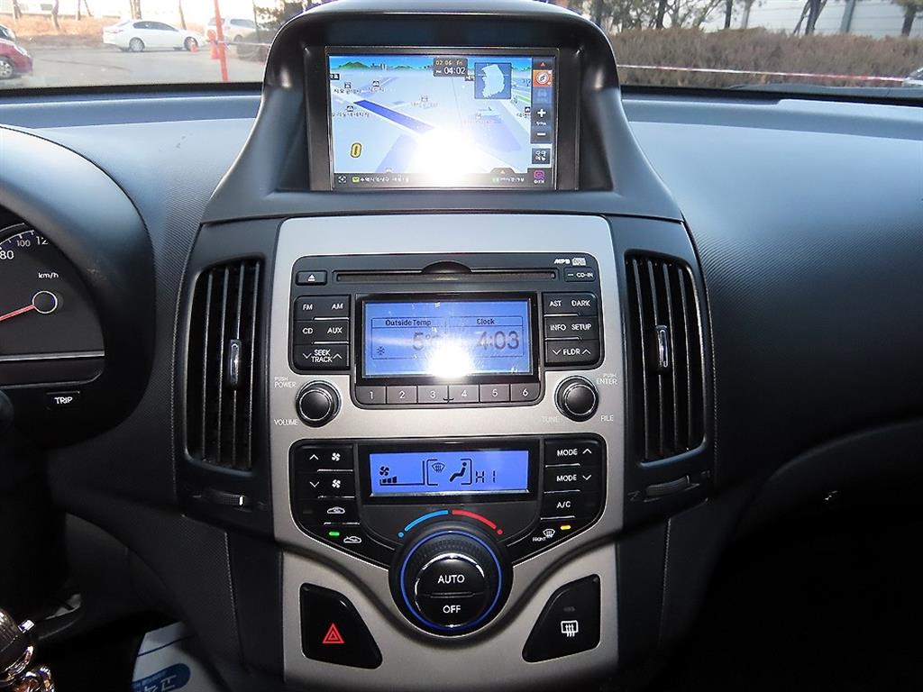 HYUNDAI i30 - Vista 12