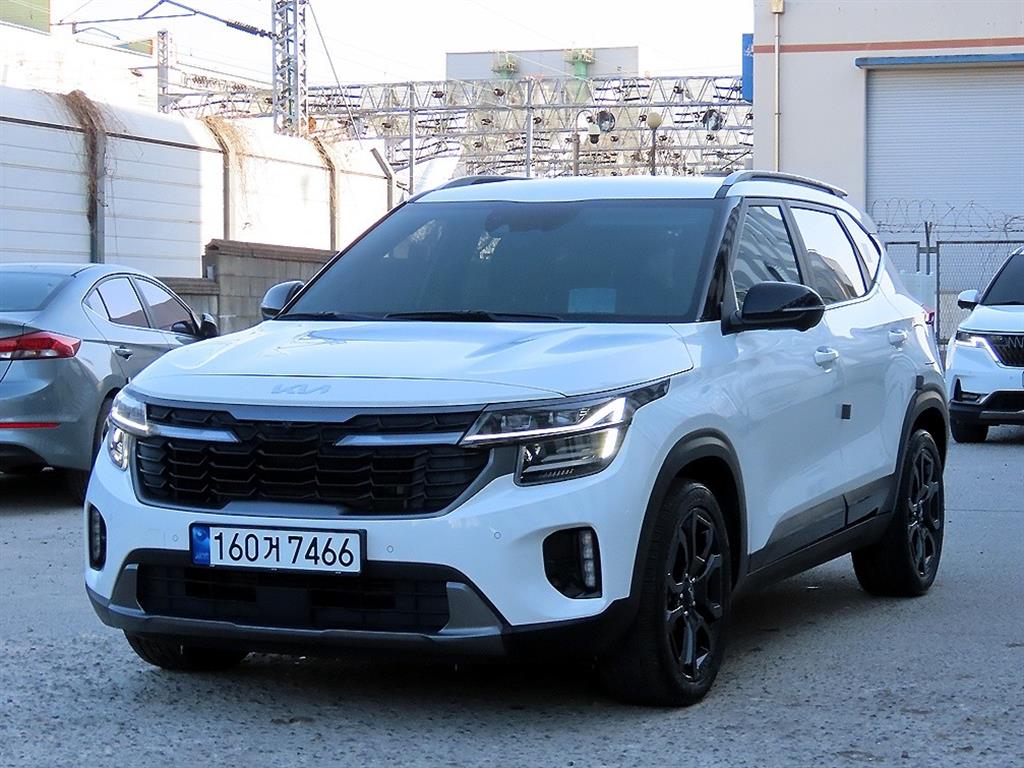 KIA Seltos - Vista 2