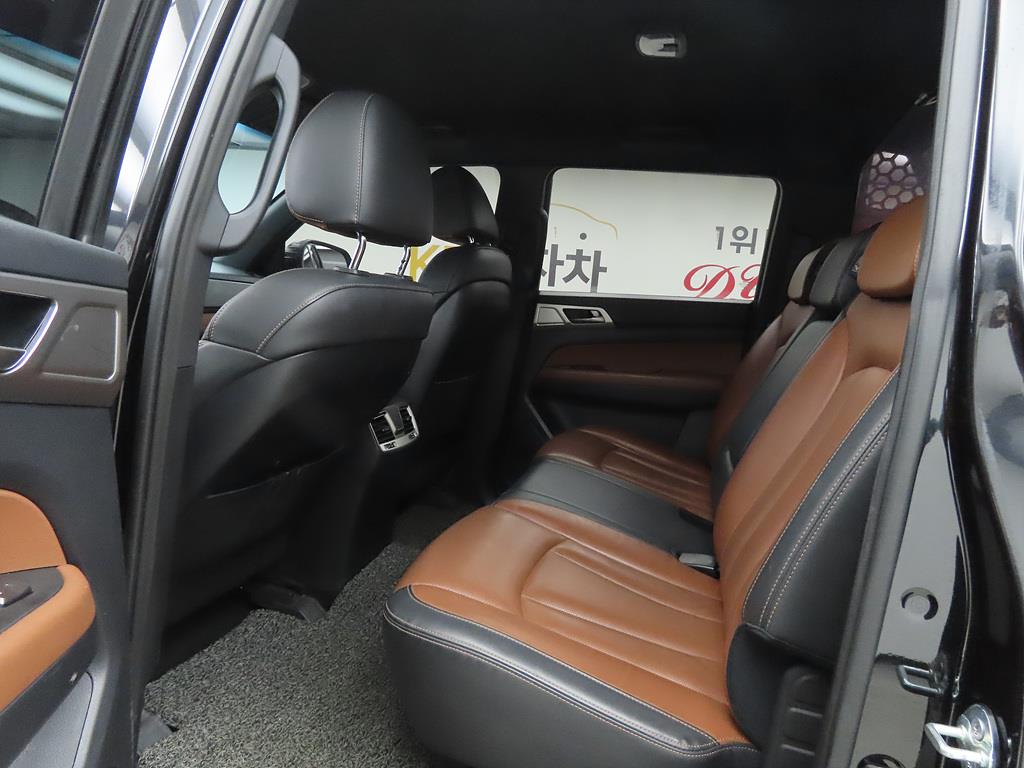 Ssangyong Rexton - Vista 6