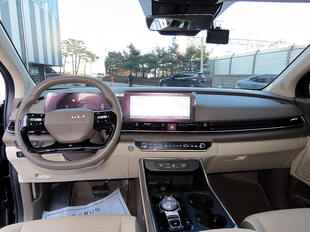 KIA Carnival - Vista 7