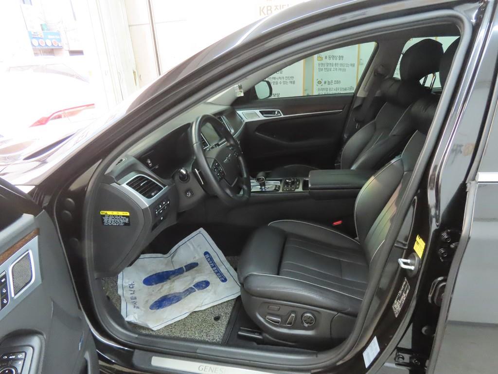 Genesis G80 - Vista 5