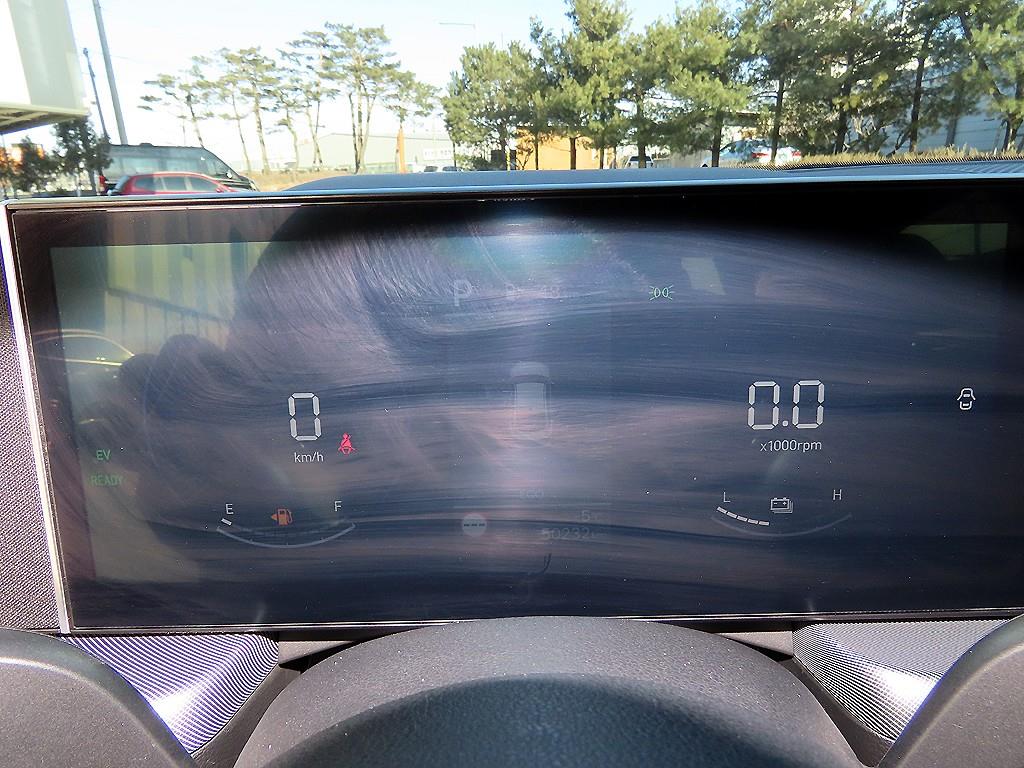 HYUNDAI Sonata - Vista 9